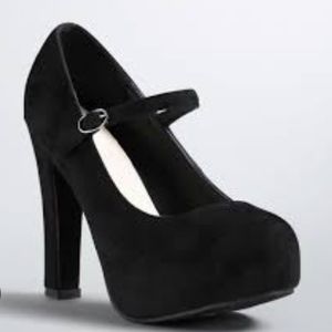 Torrid black stelleto Mary Jane's size 11